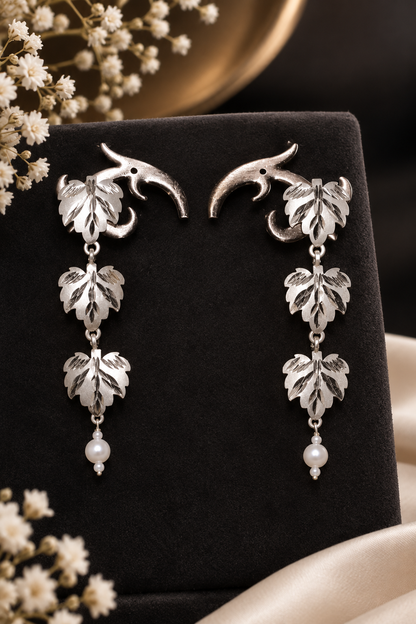 Triple Leaf Pearl Dangers (925 Sterling Silver)