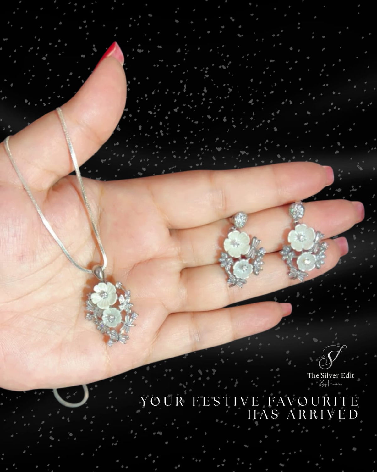 The Pearl Blossom Set (925 Sterling Silver)