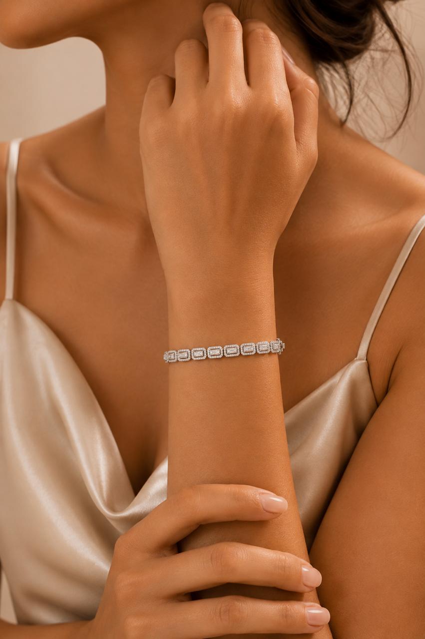 Éclat Link Silver Bracelet– 925 Sterling Silver Elegance