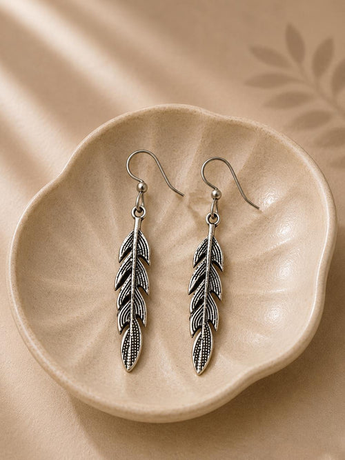 Antique Feather Drop Earrings – 925 Sterling Silver Grace