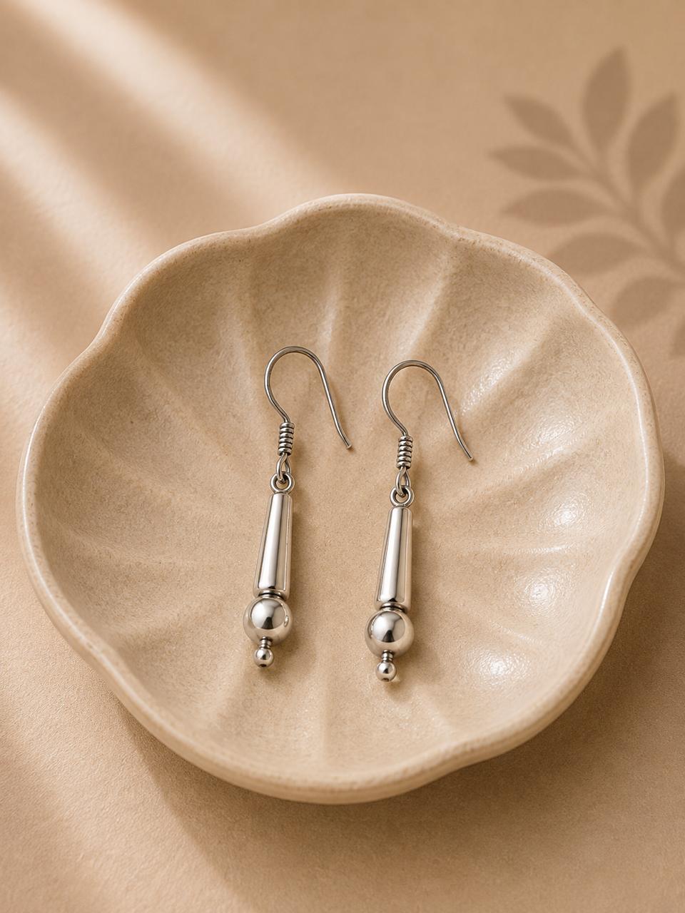 Minimal Drop Earrings – 925 Sterling Silver Elegance