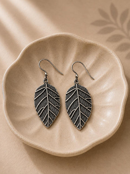 Vintage Leaf Drop Earrings – 925 Sterling Silver Heritage Elegance