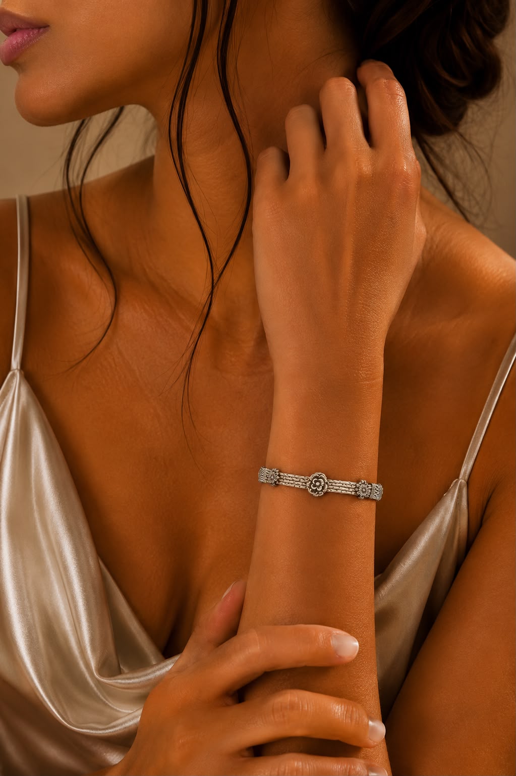 Eterna Petite Silver Bracelet– 925 Sterling Silver Elegance