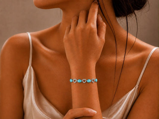 Turquoise Heart Link Silver Bracelet– 925 Sterling Silver Elegance